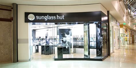 sunglass hut store locations.